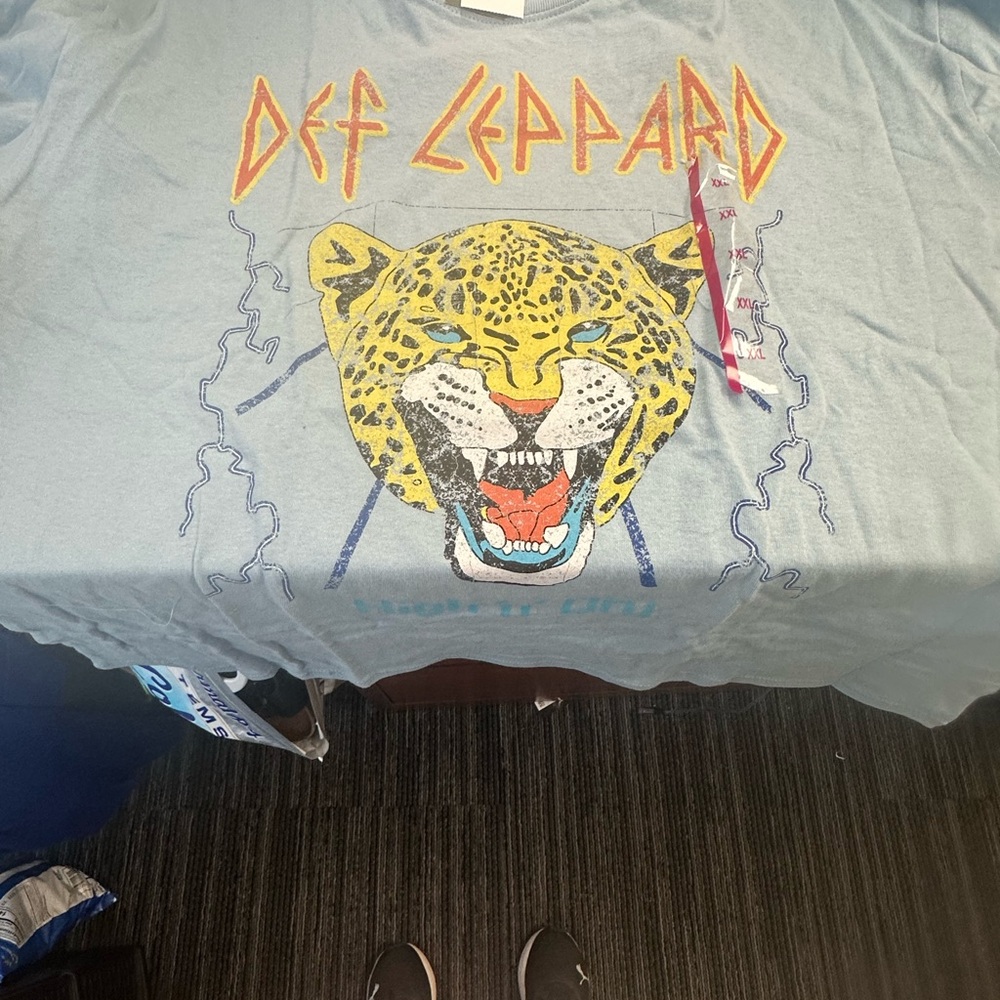 Def Leppard unisex Graphic T-Shirt - Blue